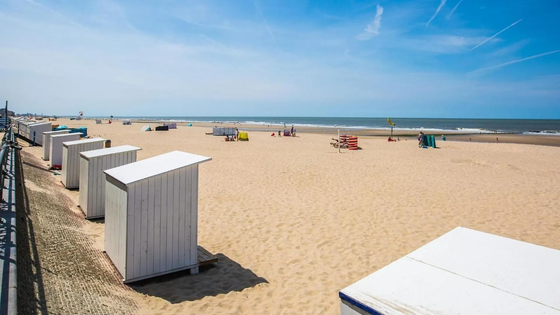 Beautiful Studio With A Top Location On The Beach Middelkerke Apartment